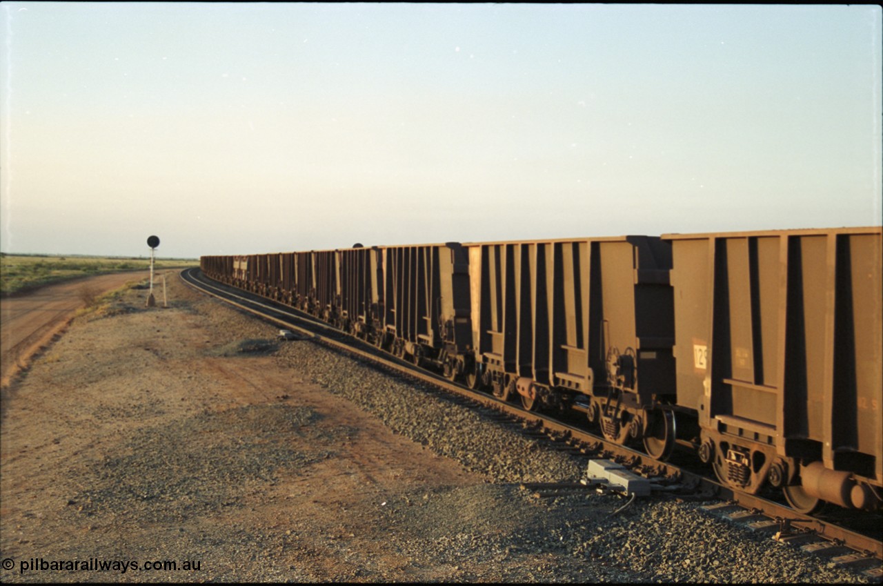 203-23
Bing Siding, empty train waggons over the Bing South switch, two Golynx waggons can be identified by their smooth sides.
