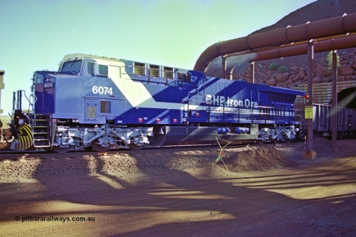 207-16
BHP General Electric built AC6000 unit 6074 serial 51066, brand new and unnamed at Yandi One load-out tunnel as a remote mid-train unit.
Keywords: 6074;GE;AC6000CW;51066;