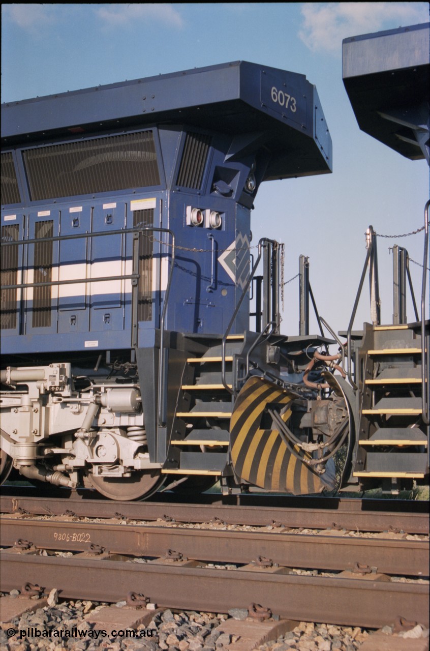 224-13
Bing siding, the extent of the General Electric AC6000 radiators is evident in this back to back image of a pair of units.
Keywords: 6073;51065;GE;AC6000;