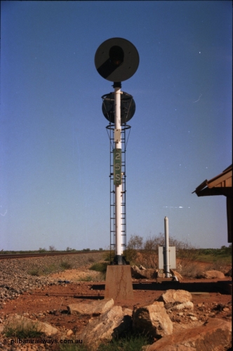 227-33
25 km signal location on the BHP Newman mainline. 25 S for south bound trains, the other signal is 25 N. [url=https://goo.gl/maps/wLVbPJhpBm92]GeoData[/url].
