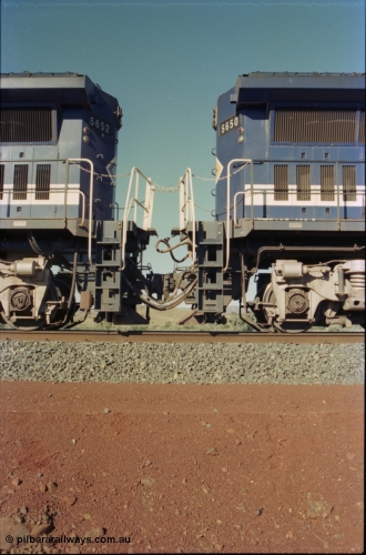 231-29
Yandi Two balloon loop, view of the connections between the two remote power units on an empty train, Goninan rebuild CM40-8M GE unit 5652 on the left is the lead, while 5650 on the right is second unit. [url=https://goo.gl/maps/3vQHZqBXNa32]GeoData[/url].
Keywords: 5652;Goninan;GE;CM40-8M;8412-09/93-143;rebuild;AE-Goodwin;ALCo;M636C;5482;G6061-3;
