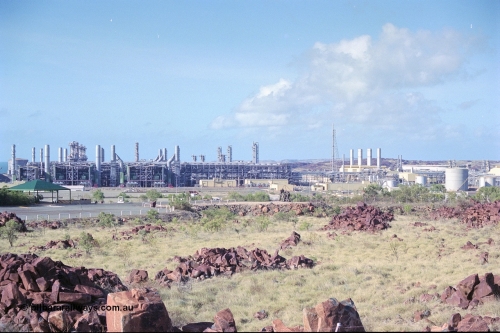 249-36
Burrup Peninsula gas plant, view of plant. Approximate [url=https://goo.gl/maps/VnJ1jpgZBkq1ZPtR7]location[/url]. 18th December 1999.

