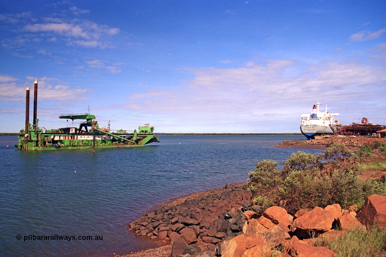 253-12
Port Hedland harbour sees the suction / cutter dredge Vlaanderen XI with IMO #7712080. The Vlaanderen XI was originally built in 1978 by IHC Dredgers with yard number 1108 and originally named New Amsterdam, named the Vlaanderen XI in 1986, renamed again in 2007 to Kaveri and again to Huta 15 in 2014.
