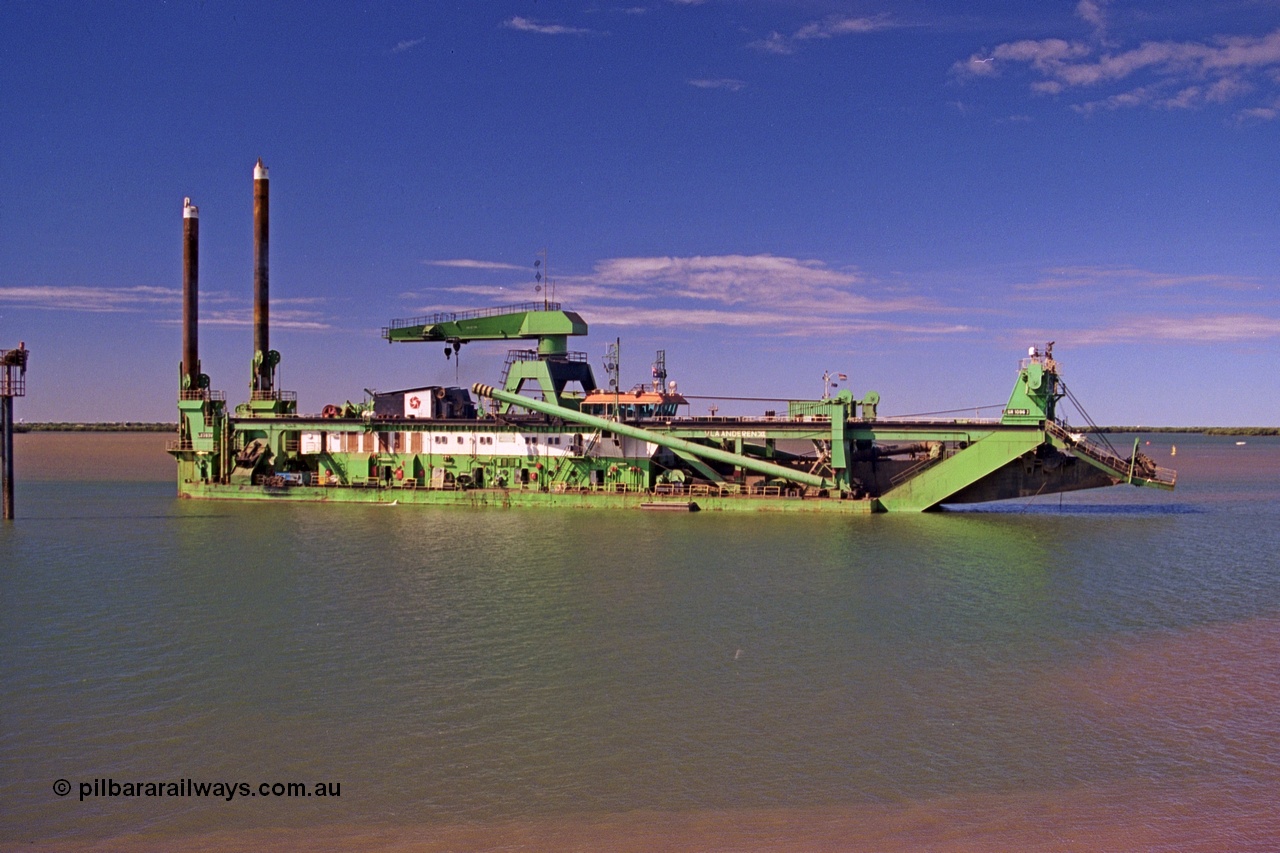 253-16
Port Hedland harbour sees the suction / cutter dredge Vlaanderen XI with IMO #7712080. The Vlaanderen XI was originally built in 1978 by IHC Dredgers with yard number 1108 and originally named New Amsterdam, named the Vlaanderen XI in 1986, renamed again in 2007 to Kaveri and again to Huta 15 in 2014.
