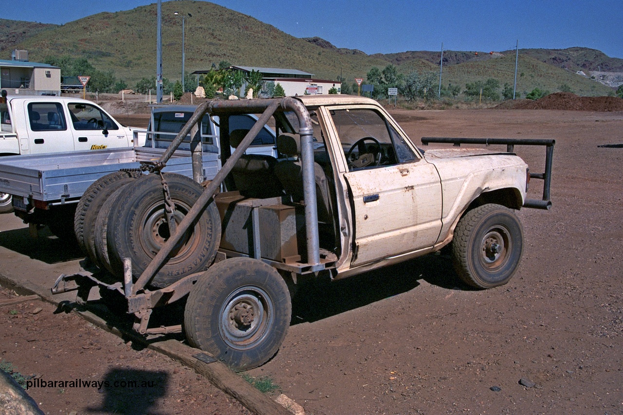 254-02
Wodgina mine site, bull buggy from a cut down 60 series Toyota Landcruiser from Wallareenya Station.
