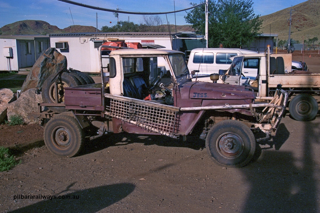 254-08
Wodgina mine site, bull buggy from a cut down FJ45 series Toyota Landcruiser from Wallareenya Station.
