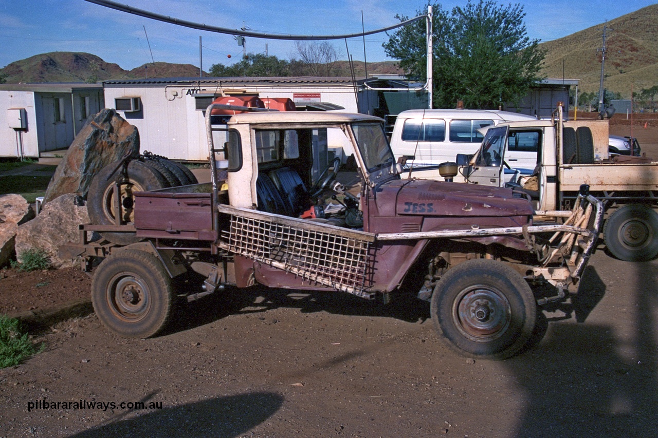 254-09
Wodgina mine site, bull buggy from a cut down FJ45 series Toyota Landcruiser from Wallareenya Station.
