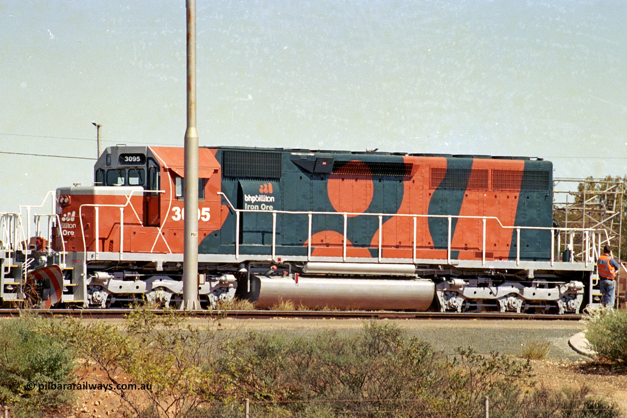 284-03
Port Hedland, Nelson Point hard stand area, BHP Billiton EMD SD40R unit 3095 serial 33677 and originally Southern Pacific SD40 SP 8485 has just been unloaded, August 7, 2004.
Keywords: 3095;EMD;SD40R;33677/7083-7;SD40;SP8485;