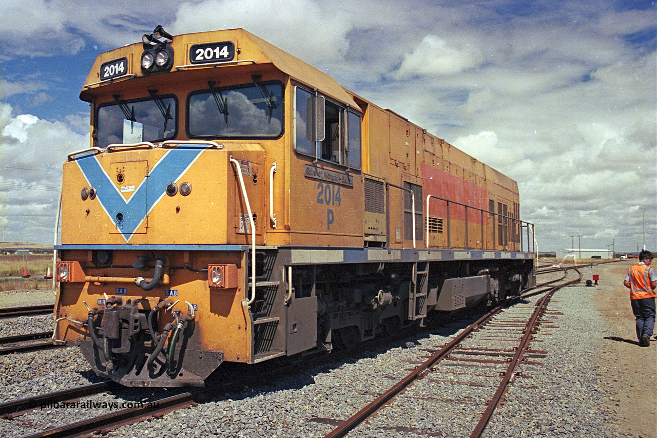 284-26
Narngulu, Geraldton, former Westrail P class loco P 2014 'Shire of Wongan-Ballidu' built by Goninan WA as a GE CM25-8 model with serial number 6320-12 / 90-099 sits in the yard in-between shunt movements. November 10, 2004.
Keywords: P-class;P2014;Goninan-WA;GE;CM25-8;6320-12/90-099;