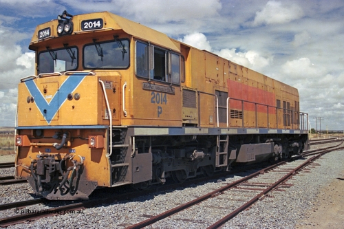 284-23
Narngulu, Geraldton, former Westrail P class loco P 2014 'Shire of Wongan-Ballidu' built by Goninan WA as a GE CM25-8 model with serial number 6320-12 / 90-099 sits in the yard in-between shunt movements. November 10, 2004.
Keywords: P-class;P2014;Goninan-WA;GE;CM25-8;6320-12/90-099;