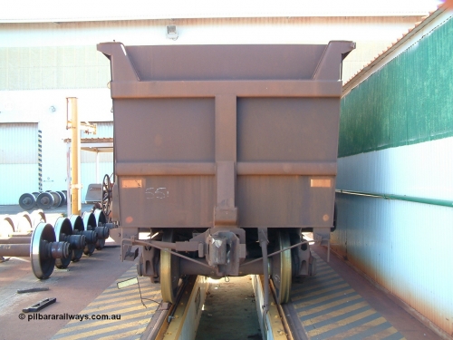 Comeng 040412 144343
Nelson Point, Comeng WA built ore waggon handbrake end view. 12th April 2004.
Keywords: Comeng-WA;BHP-ore-waggon;