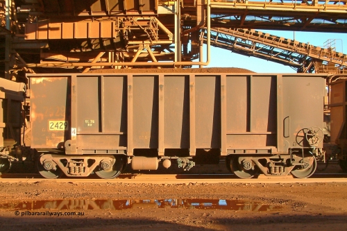 2429 Comeng 040815 170316
Nelson Point, Car Dumper 1, loaded BHP Iron Ore waggon 2429, a Comeng WA build from the third batch built in 1970. August 15, 2004.
Keywords: 2429;Comeng-WA;BHP-ore-waggon;