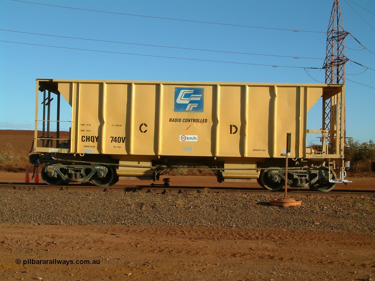 040815 164711
Nelson Point, CFCLA ballast waggon CHQY type 740 just being delivered to BHP Iron Ore as part of the Rail PACE project, side view.
Keywords: CHQY-type;CHQY740;CFCLA;CRDX-type;BHP-ballast-waggon;