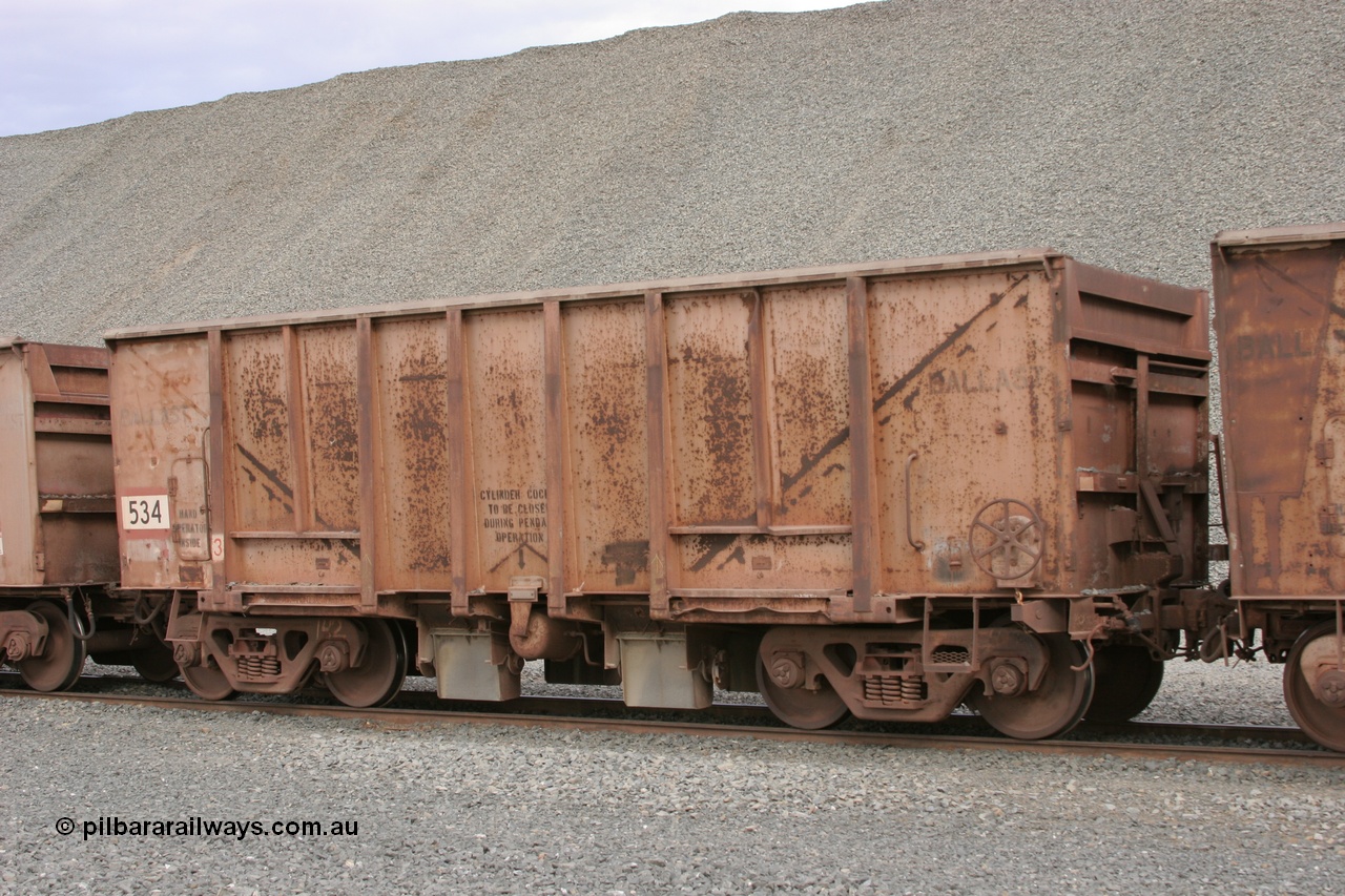 050412 0755
Quarry 8, Shaw Siding area. 3/4 view of 1963 built Magor USA waggon 534, originally in ore service before conversion to a ballast waggon.
Keywords: Magor-USA;BHP-ballast-waggon;