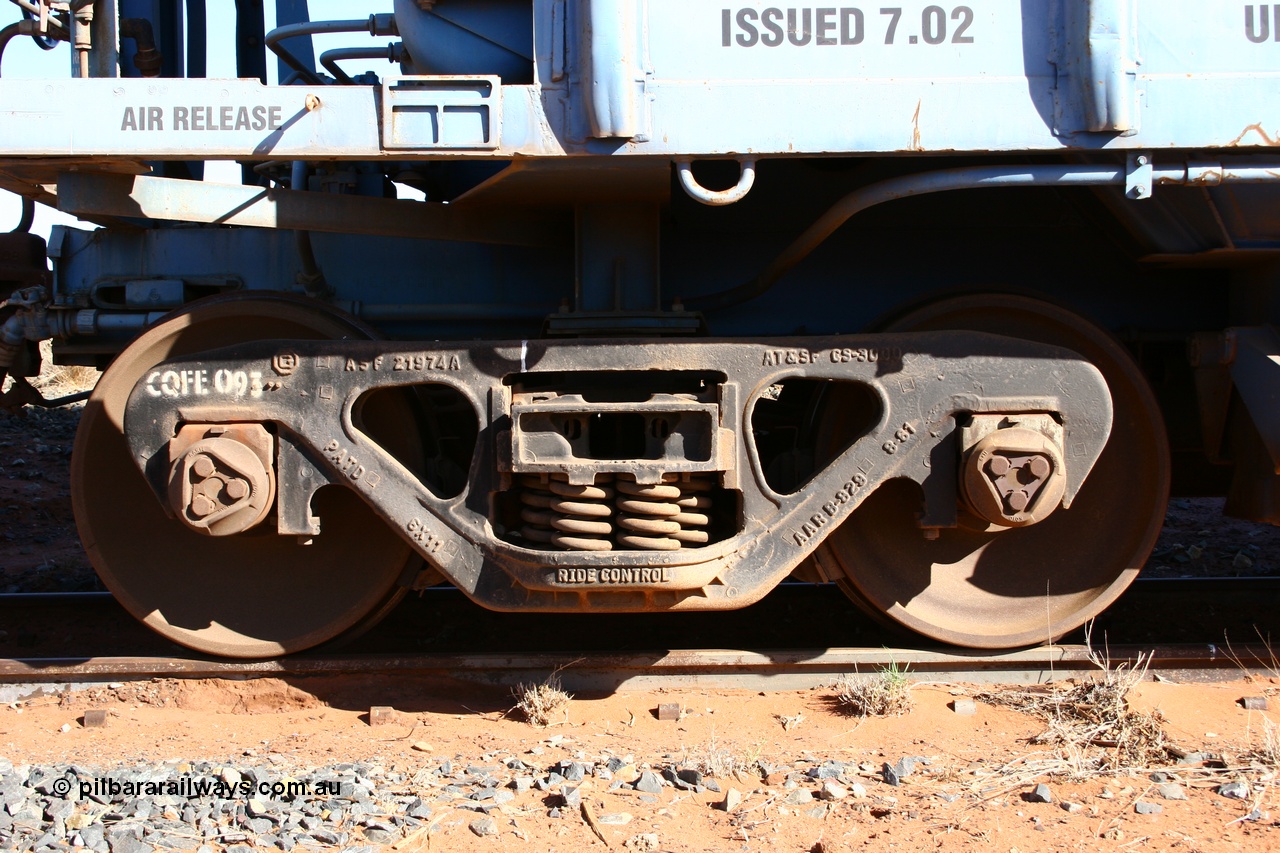 050518 2129
Flash Butt yard, CFCLA hire ballast waggon CHRY type CHRY 750, shows bogie detail, AT & SF CS-3000 bogie casting with CFCLA id of CQFE 093
Keywords: CHRY-type;CHRY750;CFCLA;CRDX-type;BHP-ballast-waggon;