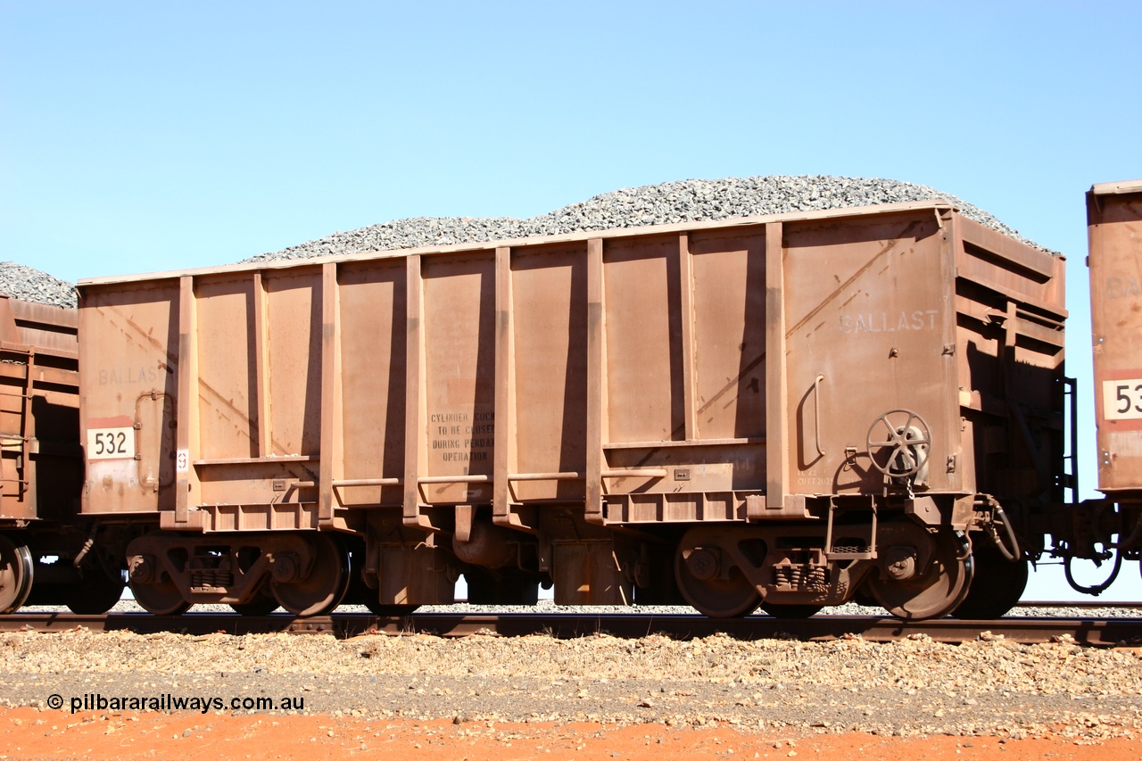 050518 2184
Bing Siding. 3/4 view of 1963 built Magor USA waggon 532, originally in ore service before conversion to a ballast waggon.
Keywords: Magor-USA;BHP-ballast-waggon;