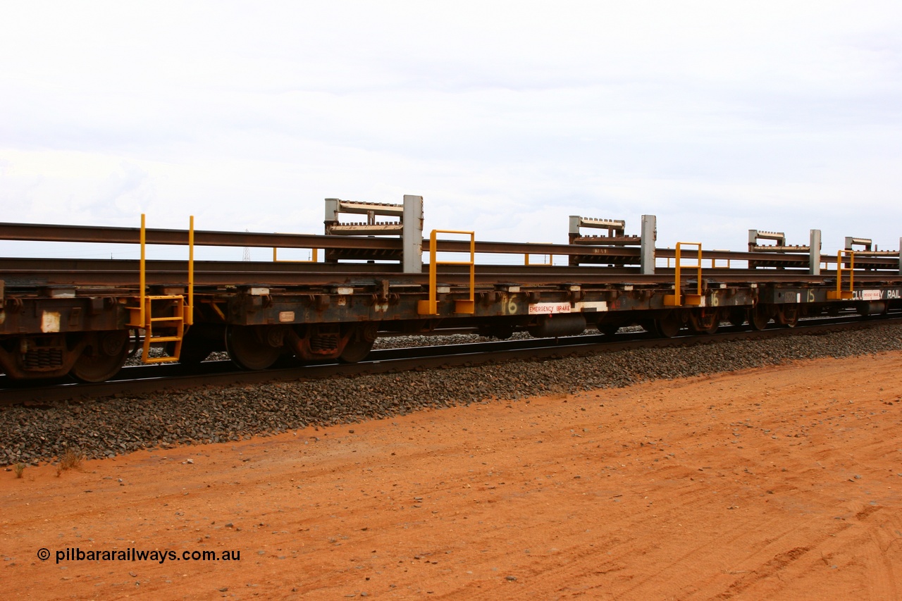 050522 2726
Goldsworthy Junction, rail recovery and transport train flat waggon #16, 6009 built by Scotts of Ipswich Qld in September 1970.
Keywords: Scotts-Qld;BHP-rail-train;