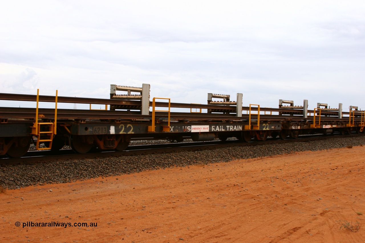 050522 2732
Goldsworthy Junction, rail recovery and transport train flat waggon #22, 6213, built by Comeng WA in February 1977 under order number 07-M-282 RY.
Keywords: Comeng-WA;BHP-rail-train;