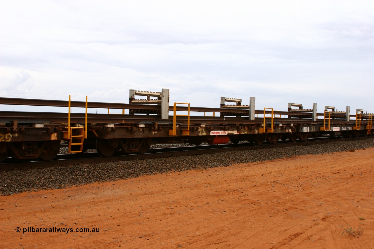 050522 2734
Goldsworthy Junction, rail recovery and transport train flat waggon #24, 6005 with registered number G506007, built by Scotts of Ipswich Qld in 1970.
Keywords: Scotts-Qld;BHP-rail-train;