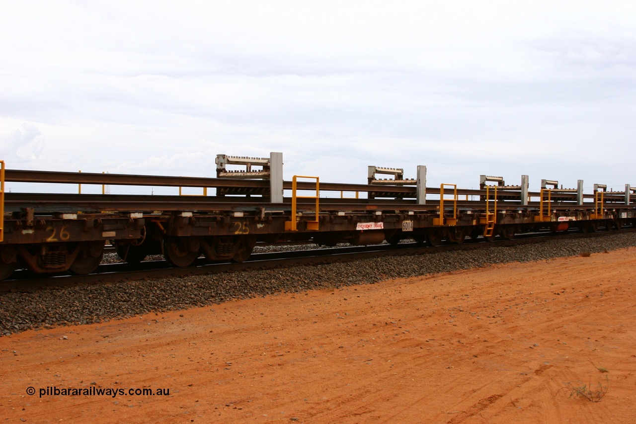 050522 2735
Goldsworthy Junction, rail recovery and transport train flat waggon #25, 6014, built by Comeng WA in November 1971.
Keywords: Comeng-WA;BHP-rail-train;