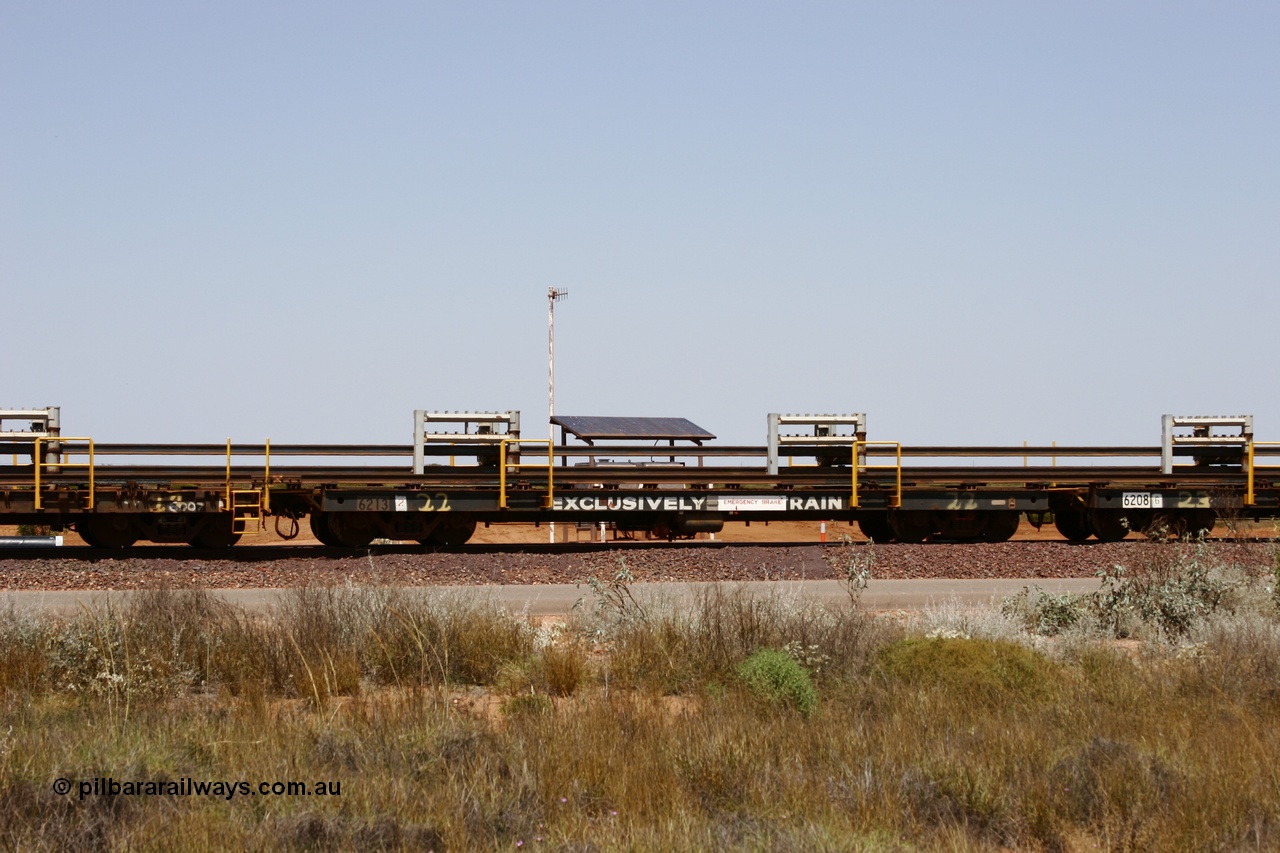 051001 5735
Boodarie, the Steel Train or rail recovery and transport train, flat waggon #22, 6213, builders plate detail, a Comeng WA built flat waggon in February 1977 under order no. 07-M-282 RY.
Keywords: Comeng-WA;BHP-rail-train;