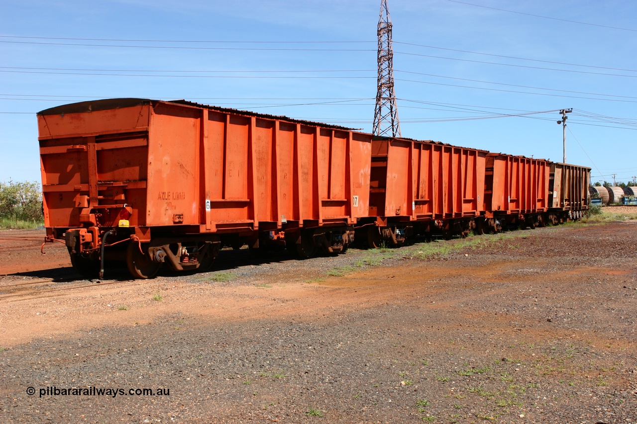 060414 3446
Nelson Point yard, originally a Magor USA built ballast waggon for the Oroville Dam construction, 507 seen here modified as a weighbridge test waggon with an axle load of 20 ton.
Keywords: Magor-USA;BHP-weigh-waggon;