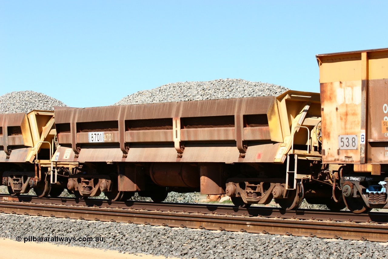 060501 3870
Tabba Siding, originally built by Difco USA for Goldsworthy Mining Ltd in 1967 as a batch of five, prefixed with 870 in BHP service, 8701 side dump waggon loaded with ballast.
Keywords: Difco-Ohio-USA;GML;BHP-ballast-waggon;