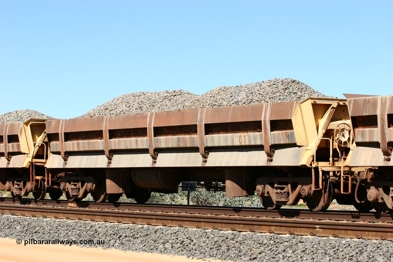 060501 3878
Tabba Siding, built by Difco USA in 1971 for Mt Newman Mining in a group of four, 701 was the class leader of the long side dump waggons.
Keywords: Difco-Ohio-USA;BHP-ballast-waggon;