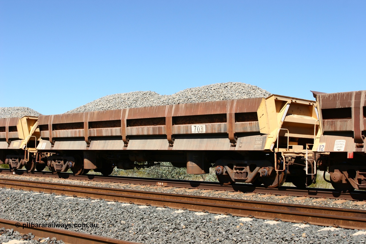 060501 3896
Tabba Siding, built by Difco USA in 1971 for Mt Newman Mining in a group of four, side dump waggon 702.
Keywords: Difco-Ohio-USA;BHP-ballast-waggon;