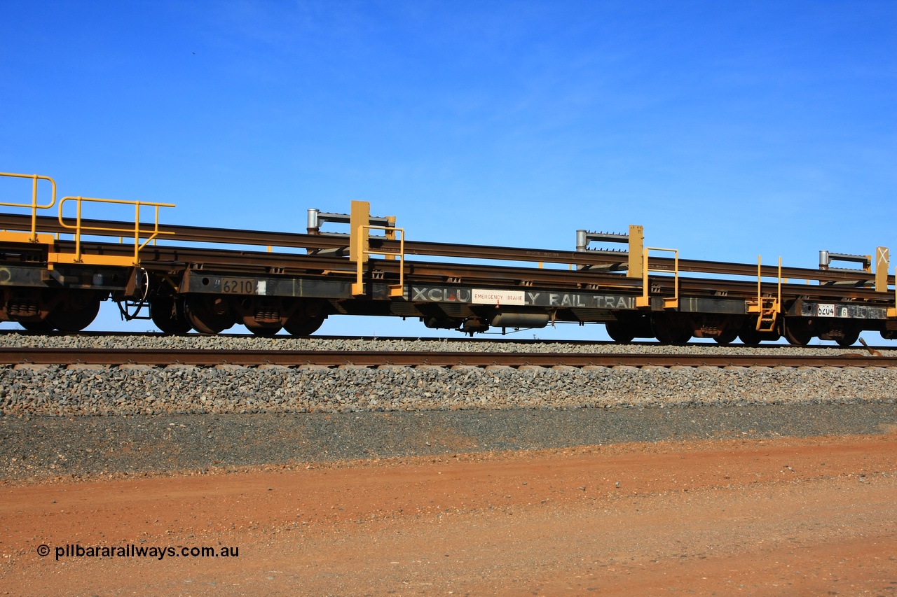 110619 1881
South of Mooka Siding, the Steel Train or rail recovery and transport train, flat waggon #11, 6210, a Comeng WA built flat waggon from January 1977 under order no. 07-M-282 RY.
Keywords: Comeng-WA;BHP-rail-train;
