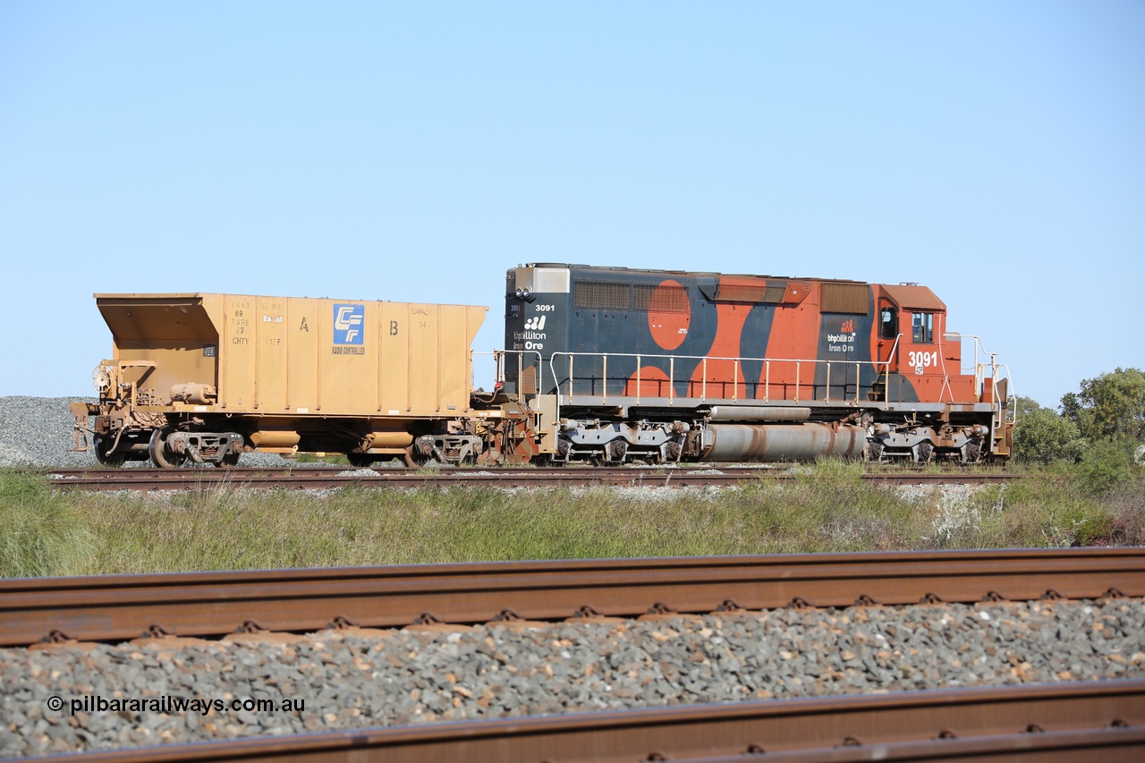 130720 1438
Flash Butt yard, CFCLA ballast waggon CHTY class CHTY 715, modified from a similar CHQY class with the end framing removed attached to an SD40R unit 3091.
Keywords: CFCLA;BHP-ballast-waggon;CHTY-type;CHQY-type;CHTY715;