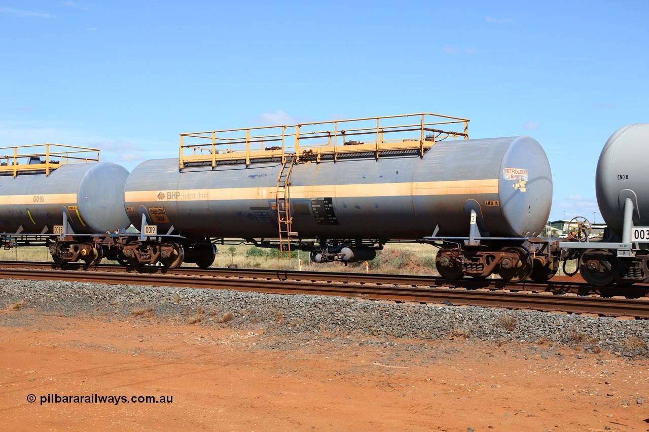 150314 7742
Bing Siding, fuel tank waggon 0019 82 kL capacity, built by Comeng for BP as RTC 1, first of two such tanks, used on Mt Newman line, unsure when converted to 0019.
Keywords: Comeng-NSW;RTC1;BHP-tank-waggon;