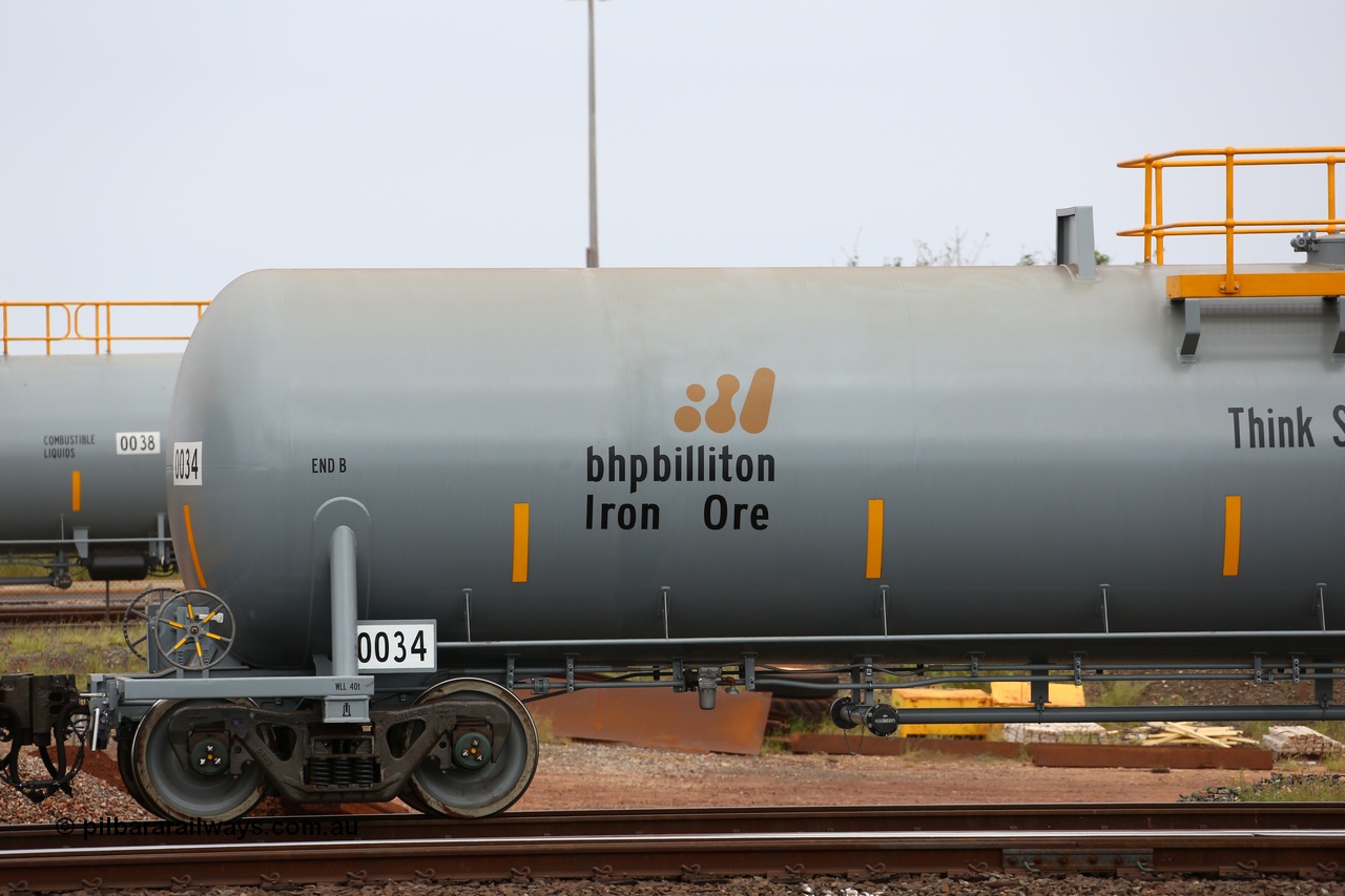 150523 8214
Nelson Point, empty 116 kL CNR-QRRS of China built tank waggon 0034, one of a second batch delivered in 2015, detail view of the B end.
Keywords: CNR-QRRS-China;BHP-tank-waggon;