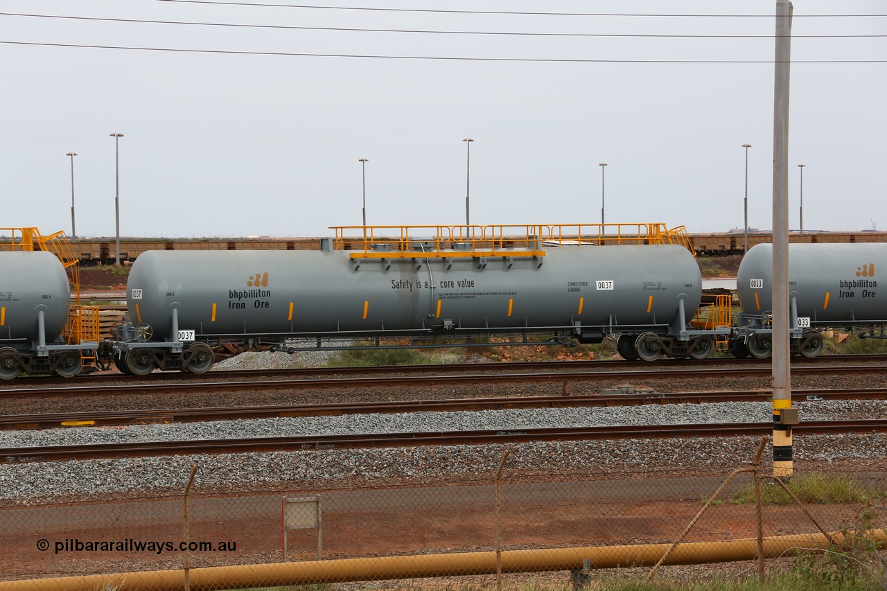150523 8221
Nelson Point, empty 116 kL CNR-QRRS of China built tank waggon 0037, one of a second batch delivered in 2015 with safety slogan 'Safety is a core value'.
Keywords: CNR-QRRS-China;BHP-tank-waggon;