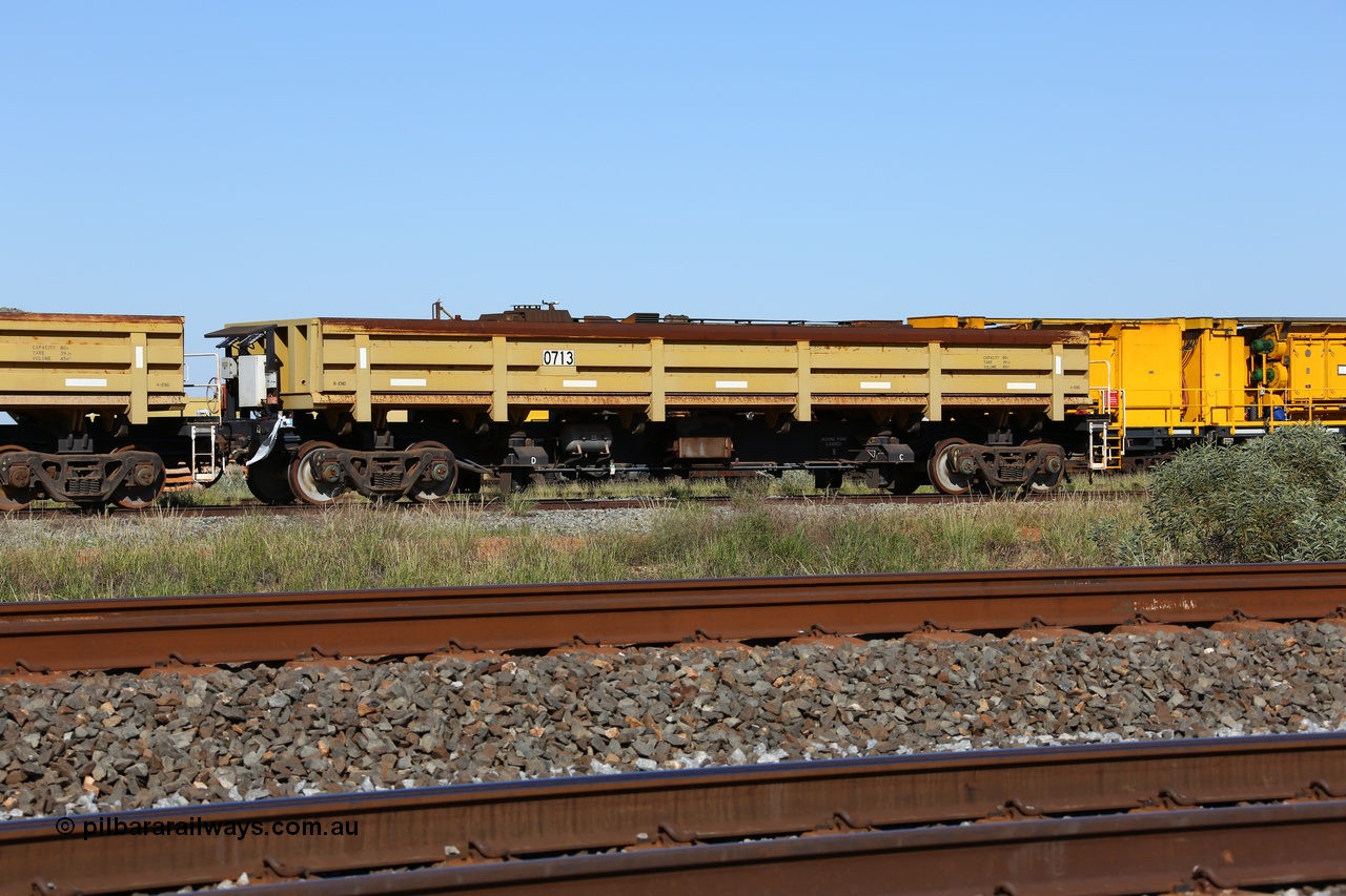 150619 9084
Flash Butt yard, CNR-QRRS of China built side dump waggons, built and delivered around 2011-12, waggon 0713 loaded with fines for sheeting.
Keywords: CNR-QRRS-China;BHP-ballast-waggon;