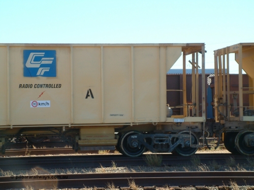CHQY 734 040805 095647
Nelson Point, CFCLA CHQY type ballast waggon CHQY 734.
Keywords: CHQY-type;CHQY734;CFCLA;CRDX-type;BHP-ballast-waggon;