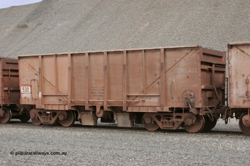 0532 Magor USA 050412 0751
Quarry 8, Shaw Siding area. 3/4 view of 1963 built Magor USA waggon 532, originally in ore service before conversion to a ballast waggon.
Keywords: Magor-USA;BHP-ballast-waggon;