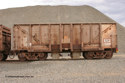 0529 Magor USA 050412 0774
Quarry 8, Shaw Siding area. Side view of 1963 built Magor USA waggon 529, originally in ore service before conversion to a ballast waggon.
Keywords: Magor-USA;BHP-ballast-waggon;
