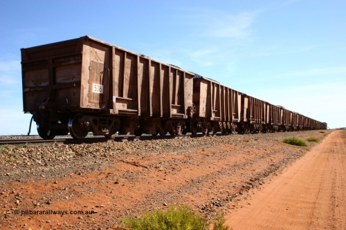 0536 Magor USA 050518 2200
Bing Siding. Rear 3/4 view of ballast train and of 1963 built Magor USA waggon 536, originally in ore service before conversion to a ballast waggon.
Keywords: Magor-USA;BHP-ballast-waggon;