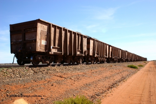 0536 Magor USA 050518 2201
Bing Siding. Rear 3/4 view of ballast train and of 1963 built Magor USA waggon 536, originally in ore service before conversion to a ballast waggon.
Keywords: Magor-USA;BHP-ballast-waggon;