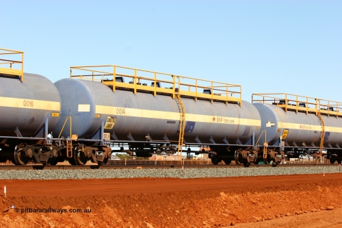 0014 Comeng WA 050724 4312
Bing Siding, empty 116 kL Comeng WA built tank waggon 0014 from 1974-5, one of six such tank waggons.
Keywords: Comeng-WA;BHP-tank-waggon;