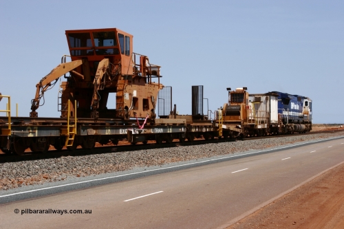 6201 Comeng WA 051001 5732
Boodarie, the Steel Train or rail recovery and transport train, flat waggon #28, 2nd lead off waggon 6201, built by Comeng WA in January 1977 under order no. 07-M-282 RY, with the Gemco built straddle crane.
Keywords: Comeng-WA;BHP-rail-train;