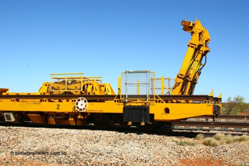 6214 Gemco 080621 2732
Gillman Siding, new Lead-Off Lead-On waggon STTR class STTR 6214 on the end of the Steel Train or rail recovery and transport train, built by Gemco Rail WA, detail of B end with squeeze rollers and chutes raised.
Keywords: Gemco-Rail-WA;BHP-rail-train;STTR-type;STTR6214;
