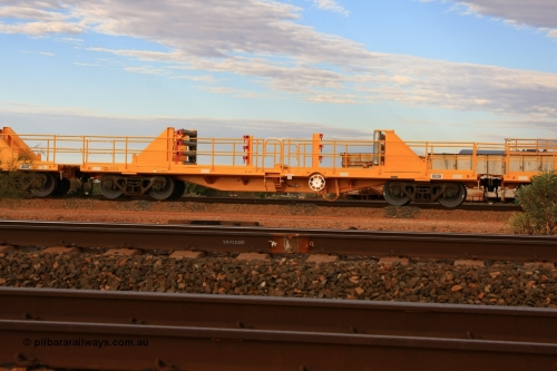 6039 Gemco WA 100717 0667
Flash Butt yard, new rail stock carrier waggon 6039, built by Gemco Rail in late 2009-10 with Barber bogies.
Keywords: Gemco-Rail-WA;BHP-rail-train;