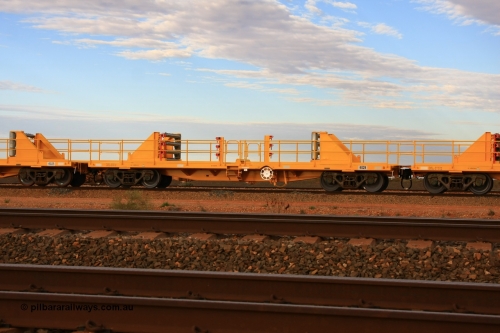 6029 Gemco WA 100717 0670
Flash Butt yard, new rail stock carrier waggon 6029, built by Gemco Rail in late 2009-10 with Barber bogies.
Keywords: Gemco-Rail-WA;BHP-rail-train;