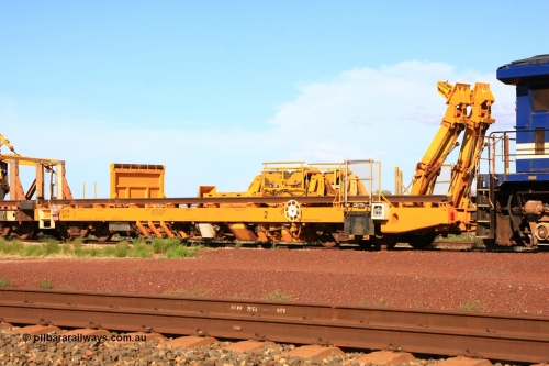 6214 Gemco WA 110208 9425
Flash Butt yard, new Lead-Off Lead-On waggon STTR class STTR 6214 on the end of the Steel Train or rail recovery and transport train, built by Gemco Rail WA, the chutes can be seen standing up with the squeeze rollers behind the mesh.
Keywords: Gemco-Rail-WA;BHP-rail-train;STTR-type;STTR6214;