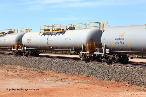 0026 CNR - QRRS China 160128 00332
Mooka Siding, empty 116 kL CNR-QRRS of China built tank waggon 0026, one of a batch of ten built in 2014.
Keywords: CNR-QRRS-China;BHP-tank-waggon