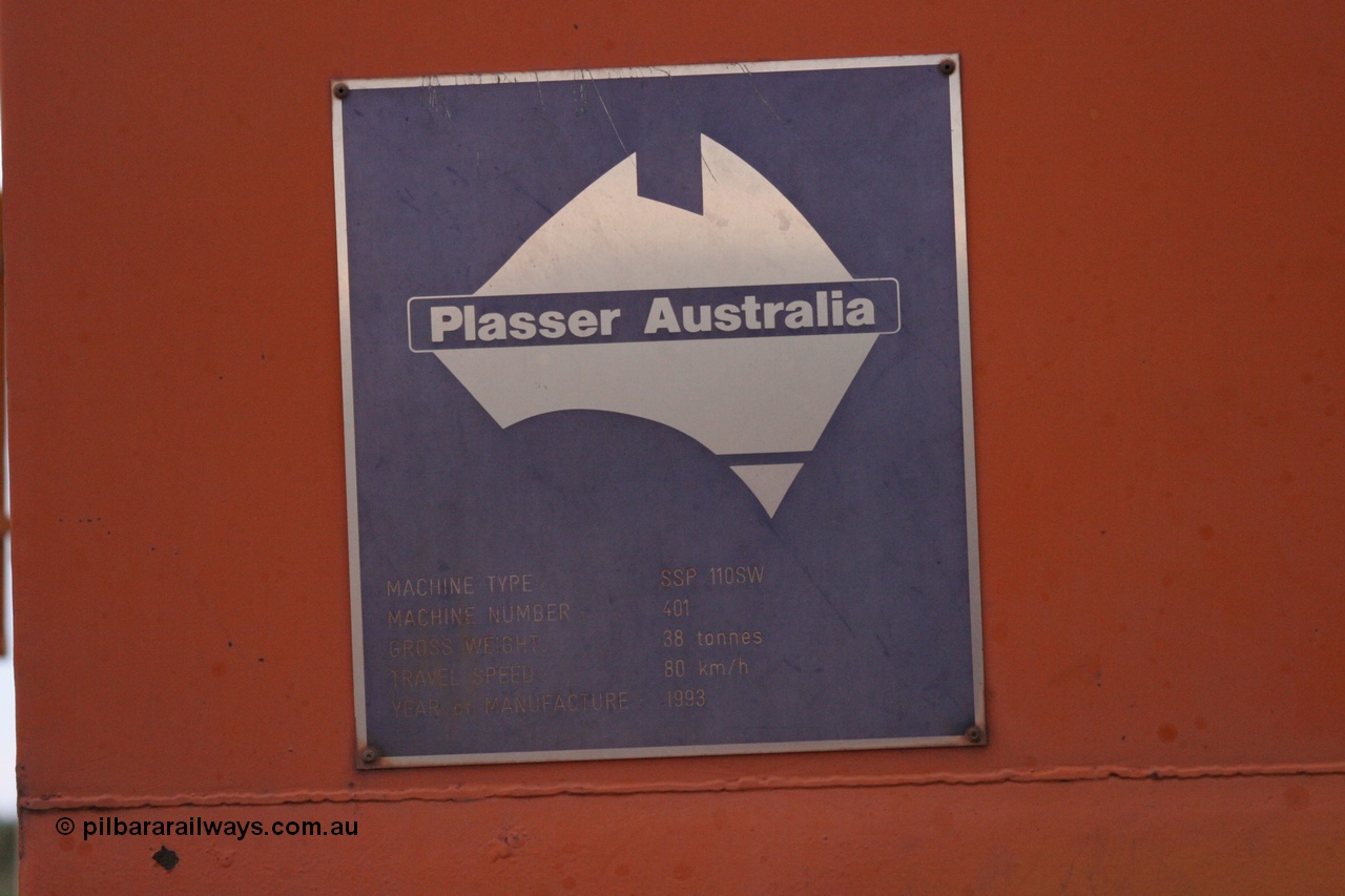 050412 0822
Abydos Siding backtrack, builders plate of BHP's ballast regulator BR 31 a Plasser Australia SSP 110SW model serial 401 built in 1993. 12th April 2005.
Keywords: BR31;Plasser-Australia;SSP-110SW;401;track-machine;