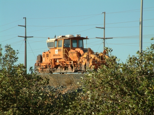 040809 164132
Nelson Point yard, ballast regulator BR 31 a Plasser Australia model SSP 110SW unit serial 401. 9th August 2004.
Keywords: BR31;Plasser-Australia;SSP-110SW;401;track-machine;
