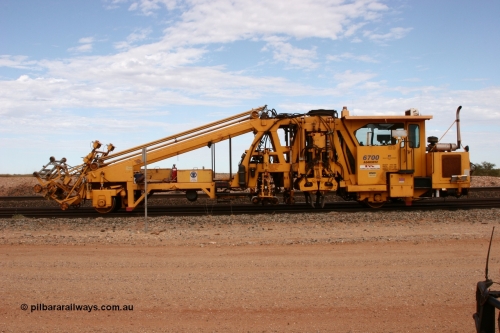 050421 1178
Abydos Siding backtrack, Barclay Mowlem track tamper a Fairmont Jackson model 6700 tamper side view. 21st April 2005.
Keywords: Jackson;6700;153172;track-machine;